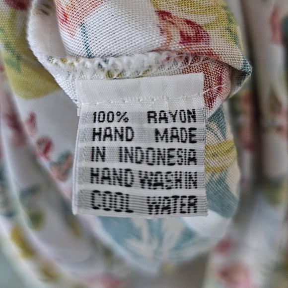 Bali Cargo Company Tropical Bell Sleeved Dress - Picture 10 of 10